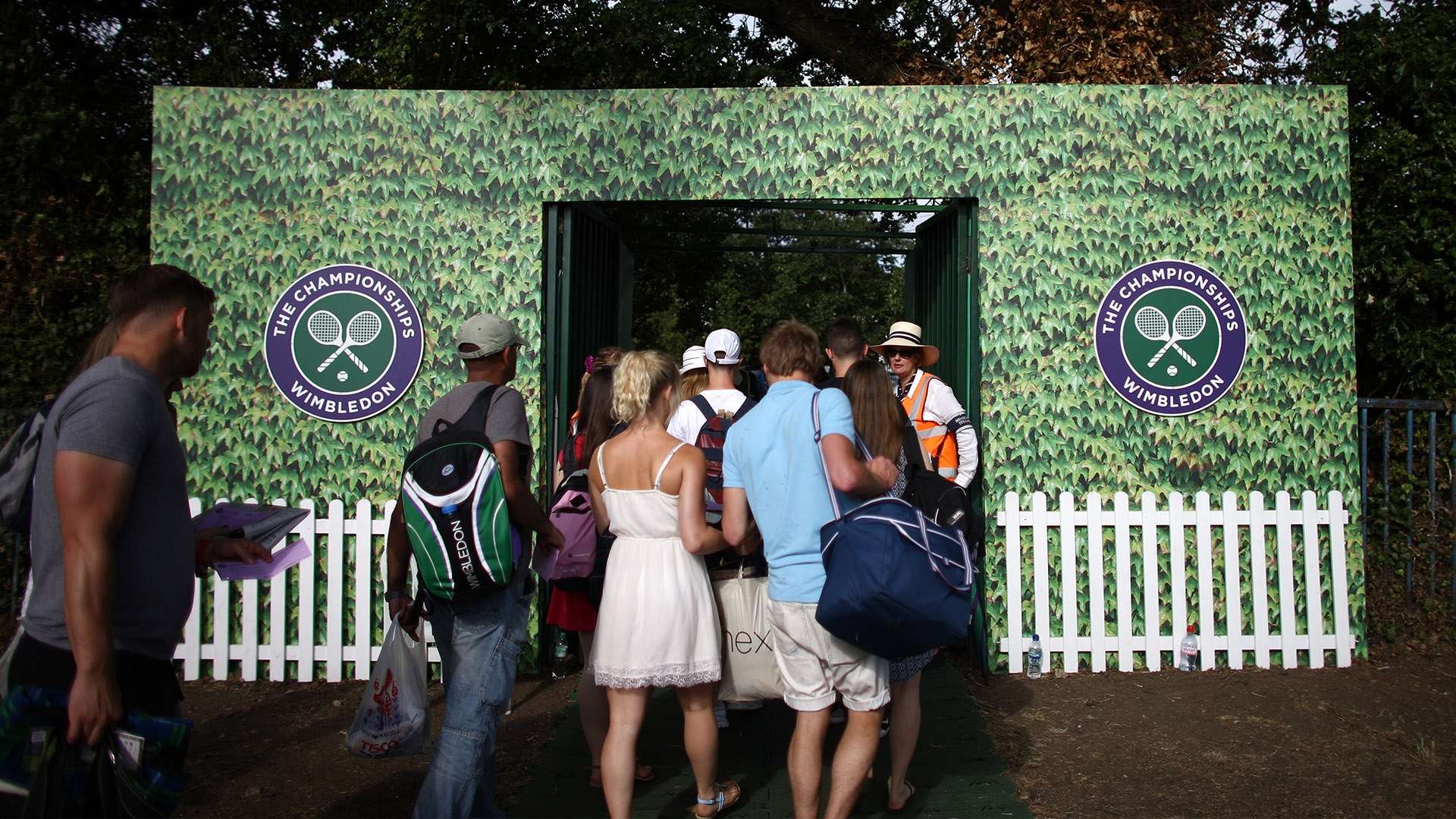 年来在国际 年来在国际